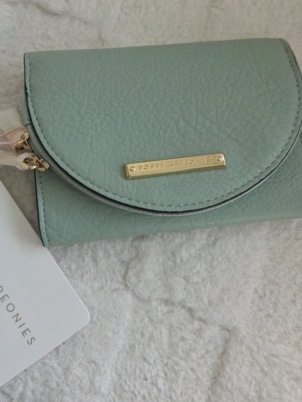 Poppy & Peonies, Margaux Wallet, Mint Green, NWT